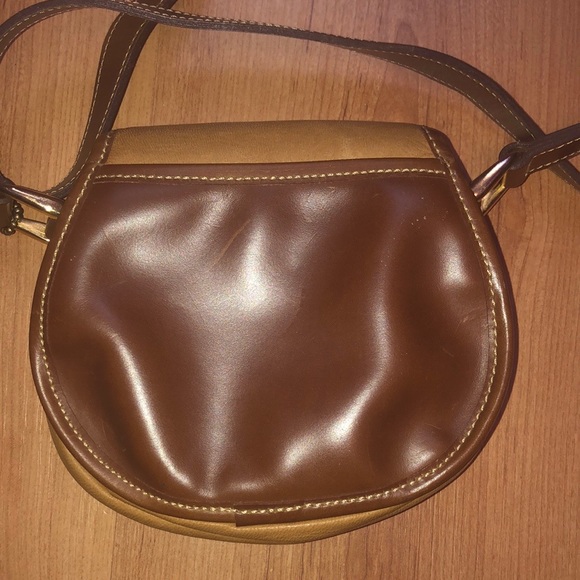 Glenn Wideman Crossbody Bag - Picture 5 of 7